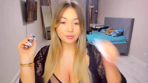 Sarah online show from 02/14/26, 03:20