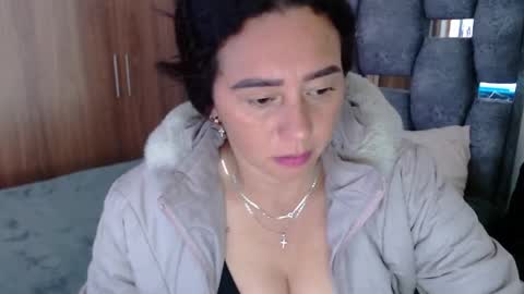 Lia online show from 01/03/25, 07:50