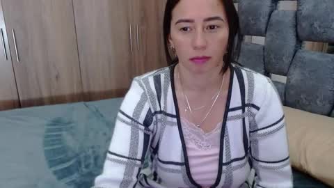 Lia online show from 03/07/25, 12:34