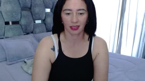 Lia online show from 09/10/25, 08:31