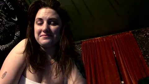 sarahsweetie17 online show from 10/27/25, 10:08