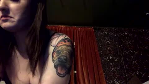 sarahsweetie17 online show from 11/19/25, 06:02