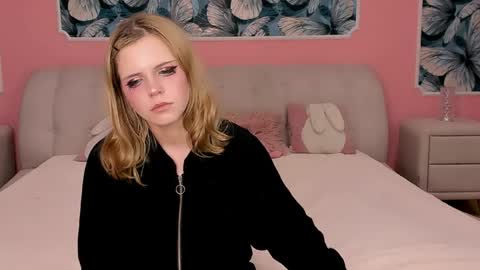 sarahwantslove online show from 03/29/26, 09:31