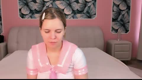 sarahwantslove online show from 04/13/26, 10:32