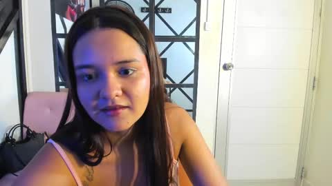 Sarai online show from 11/24/25, 01:44