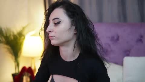  Sarai  online show from 03/02/26, 10:38