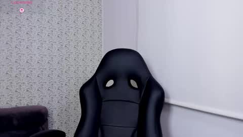 Sara jones   online show from 12/16/25, 02:00