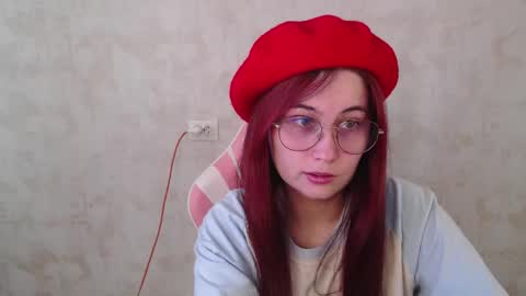 Snapshot of sarakinski chatting on 05/28/26, 11:07 Sara online show from 05/28/26, 11:07