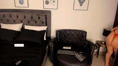 Snapshot of sarakush chatting on 02/18/26, 12:34 Sara online show from 02/18/26, 12:34