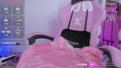 sara  online show from 11/17/25, 02:17