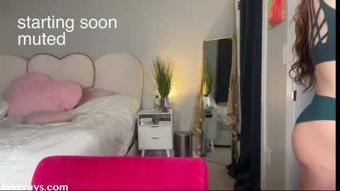 Back from Vacay  Follow for more here  online show from 03/16/26, 03:12