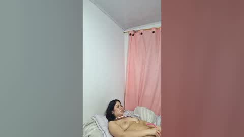 sara luna online show from 07/30/26, 12:31