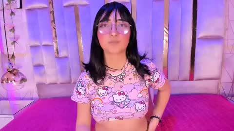 Snapshot of saramartini2 chatting on 02/18/25, 05:31 sara  online show from 02/18/25, 05:31