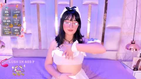 Snapshot of saramartini2 chatting on 02/19/25, 05:05 sara  online show from 02/19/25, 05:05