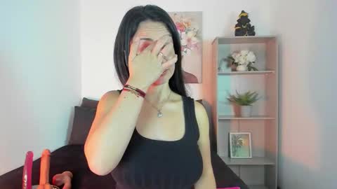 saramilf_69 online show from 02/16/26, 02:46