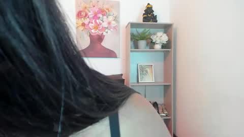 saramilf_69 online show from 05/05/26, 04:20