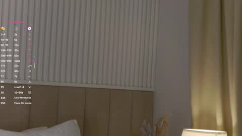 saramist online show from 09/30/25, 01:43