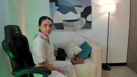 Snapshot of saraparkerx chatting on 06/02/26, 12:34 I am Sara online show from 06/02/26, 12:34