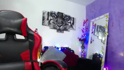 Snapshot of sarasmith2 chatting on 01/07/26, 04:37 sara online show from 01/07/26, 04:37