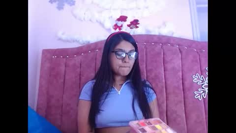 sarastonesx online show from 12/31/24, 07:20