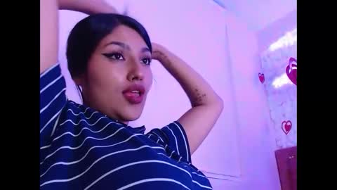 sarastonesx online show from 02/20/25, 06:50