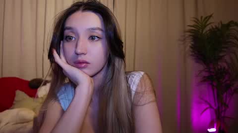 Shara online show from 03/03/25, 03:31