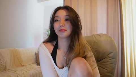 Snapshot of sarasuo chatting on 06/07/26, 07:56 Shara online show from 06/07/26, 07:56