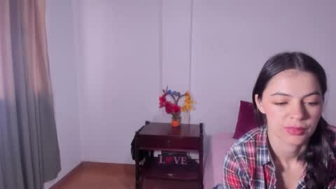 Sara   online show from 10/17/25, 02:41