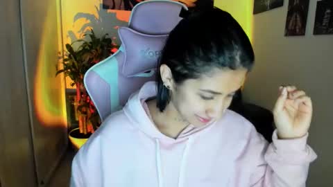 saratukkerr online show from 11/04/25, 03:27