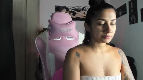 saratukkerr online show from 11/22/25, 07:07