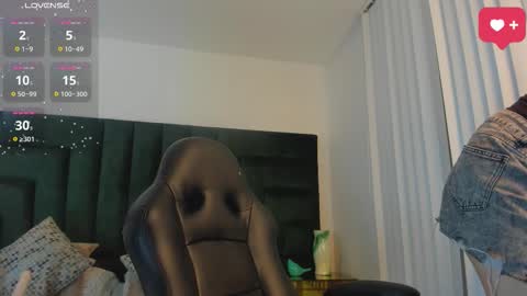      online show from 09/30/25, 06:57