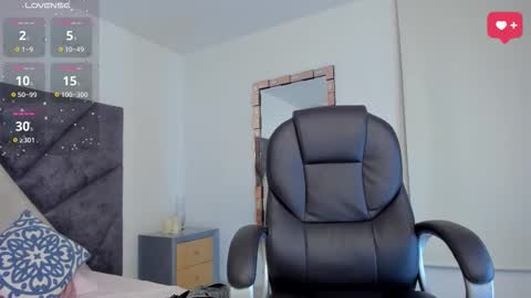      online show from 10/11/25, 12:10