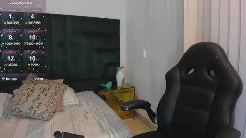      online show from 10/26/25, 12:38