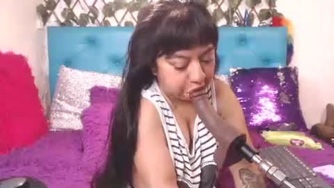 Sara Wills online show from 02/11/26, 02:11