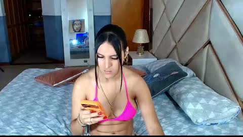 Sara Rivera online show from 11/28/25, 07:38