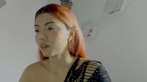 Saray  online show from 12/01/25, 07:41