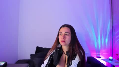 Snapshot of saray_mendoza chatting on 01/18/26, 08:45 Saray Mendoza online show from 01/18/26, 08:45