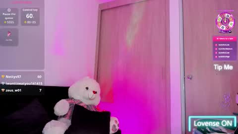 Snapshot of saray_mendoza chatting on 02/03/26, 02:53 Saray Mendoza online show from 02/03/26, 02:53