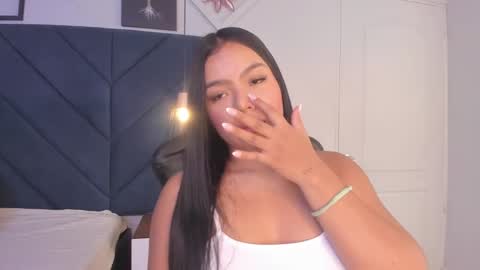 Sara  online show from 01/08/25, 03:29