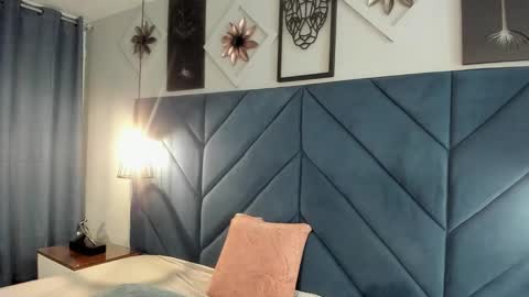 Sara  online show from 02/18/25, 03:31