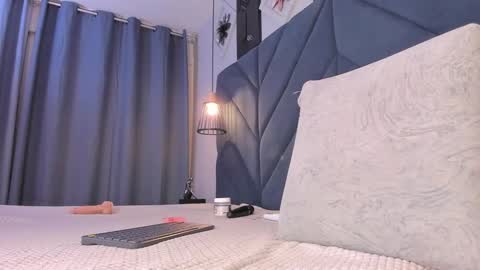 Sara  online show from 03/08/25, 10:22