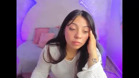 Sara online show from 12/04/25, 03:38