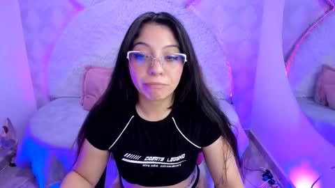 Sara online show from 03/10/26, 03:33