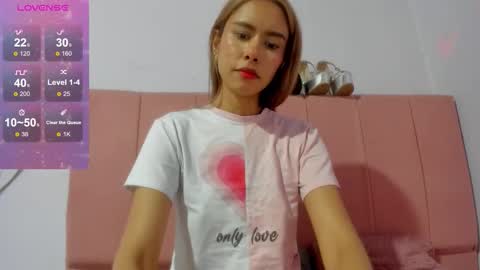 sarita_jones23 online show from 11/26/25, 04:13