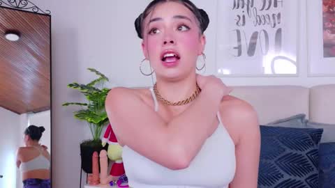 Sara online show from 12/14/25, 09:30