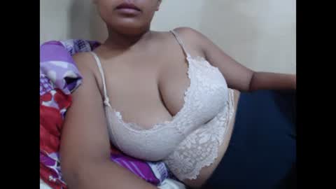 saronette online show from 01/14/25, 07:17