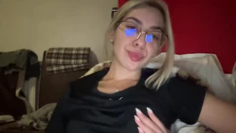 Sarrah online show from 01/06/25, 12:27