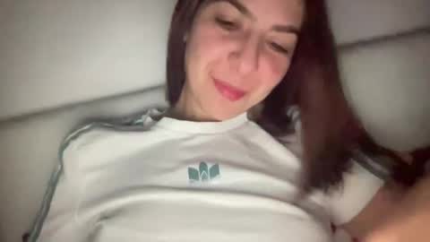 Sarrah online show from 03/02/25, 03:24