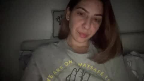 Sarrah online show from 03/11/25, 11:37