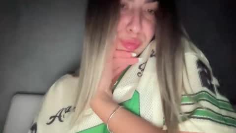 Sarrah online show from 09/13/25, 09:25